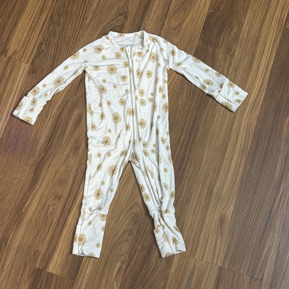 Forever French Baby Girls 3-6 Months Daisy Footed Sleeper Pajamas Bamboo